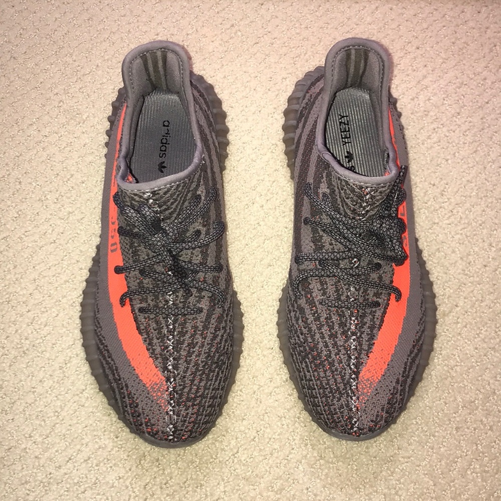 YEEZY Beluga UA